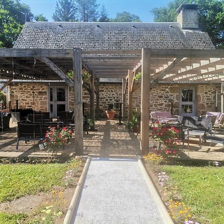 Hotel Domaine des Etangs de Taysse à Espagnac Extérieur photo