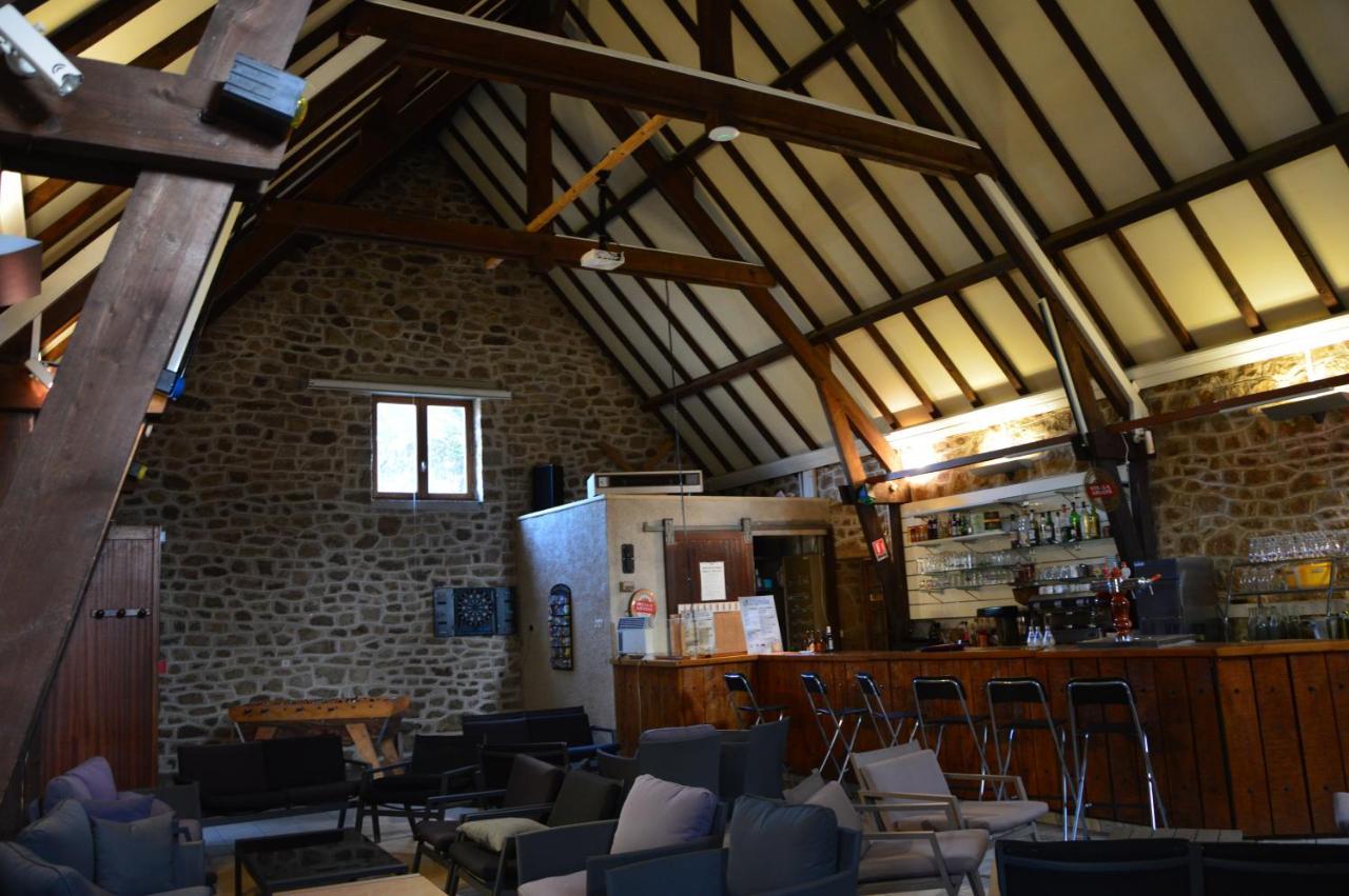 Hotel Domaine des Etangs de Taysse à Espagnac Extérieur photo